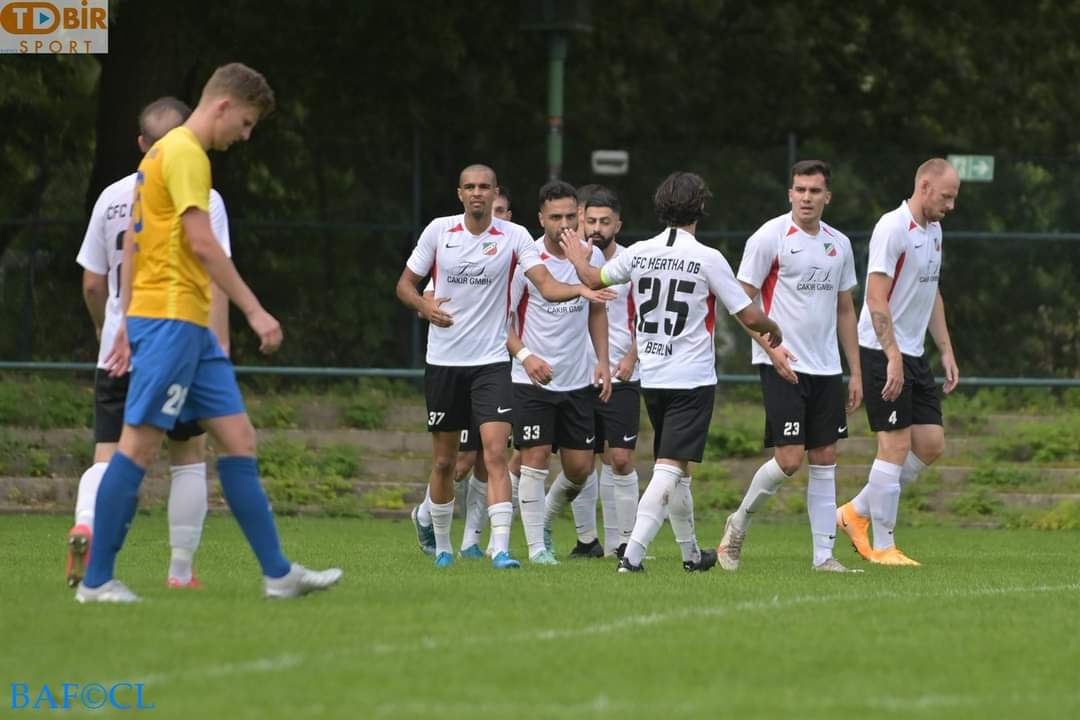 Read more about the article CFC Hertha 06 marschiert weiter